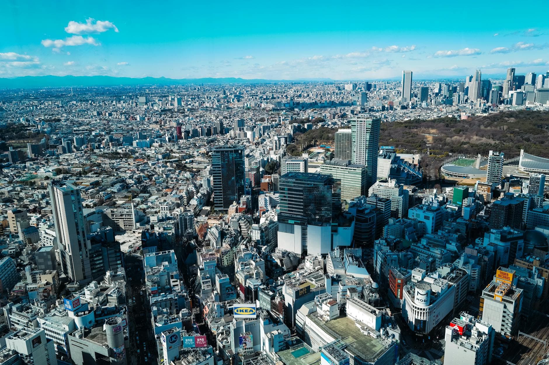 https://cdn-staging.holicay.com/uploads/1778518245434-tokyo-2.jpg