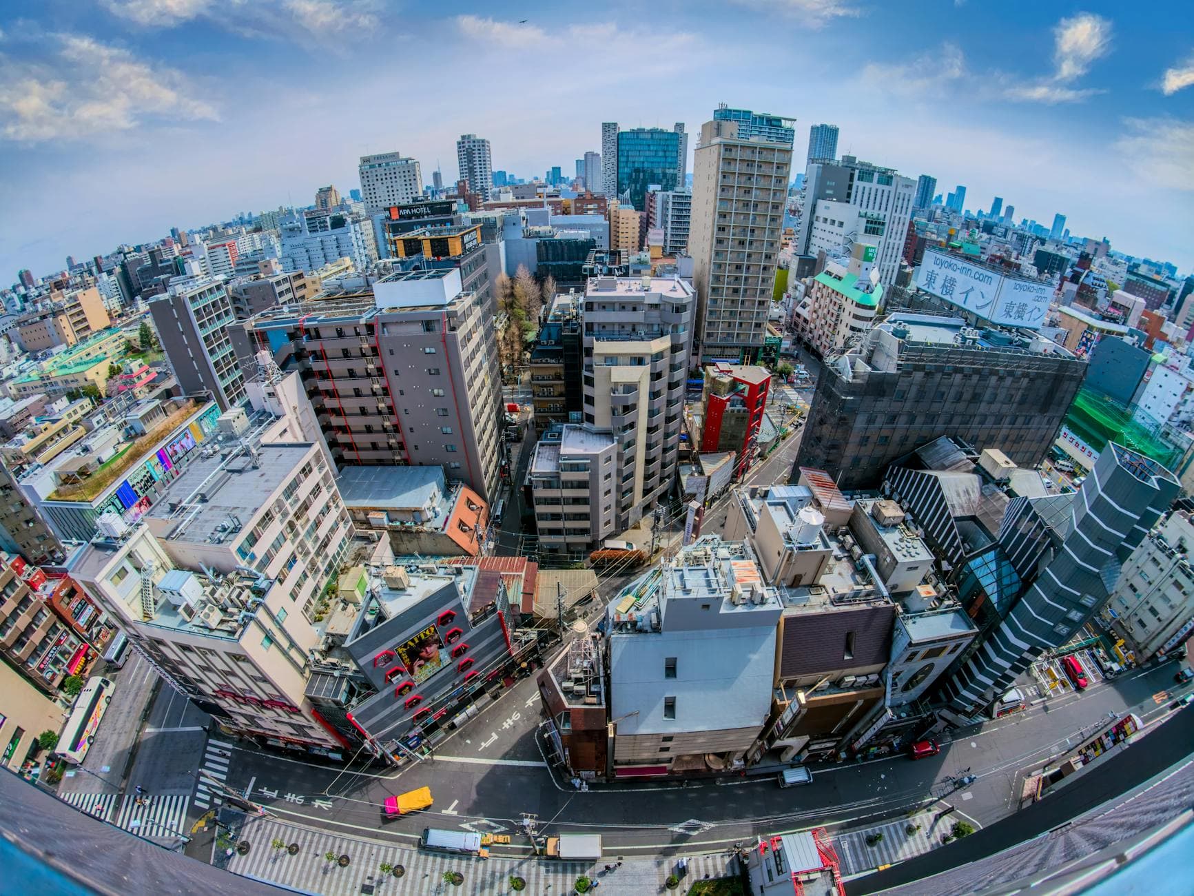 https://cdn-staging.holicay.com/uploads/1778847724305-5ecc78c6-0772-4f67-b13f-f880e993fa92-tokyo-3.jpg