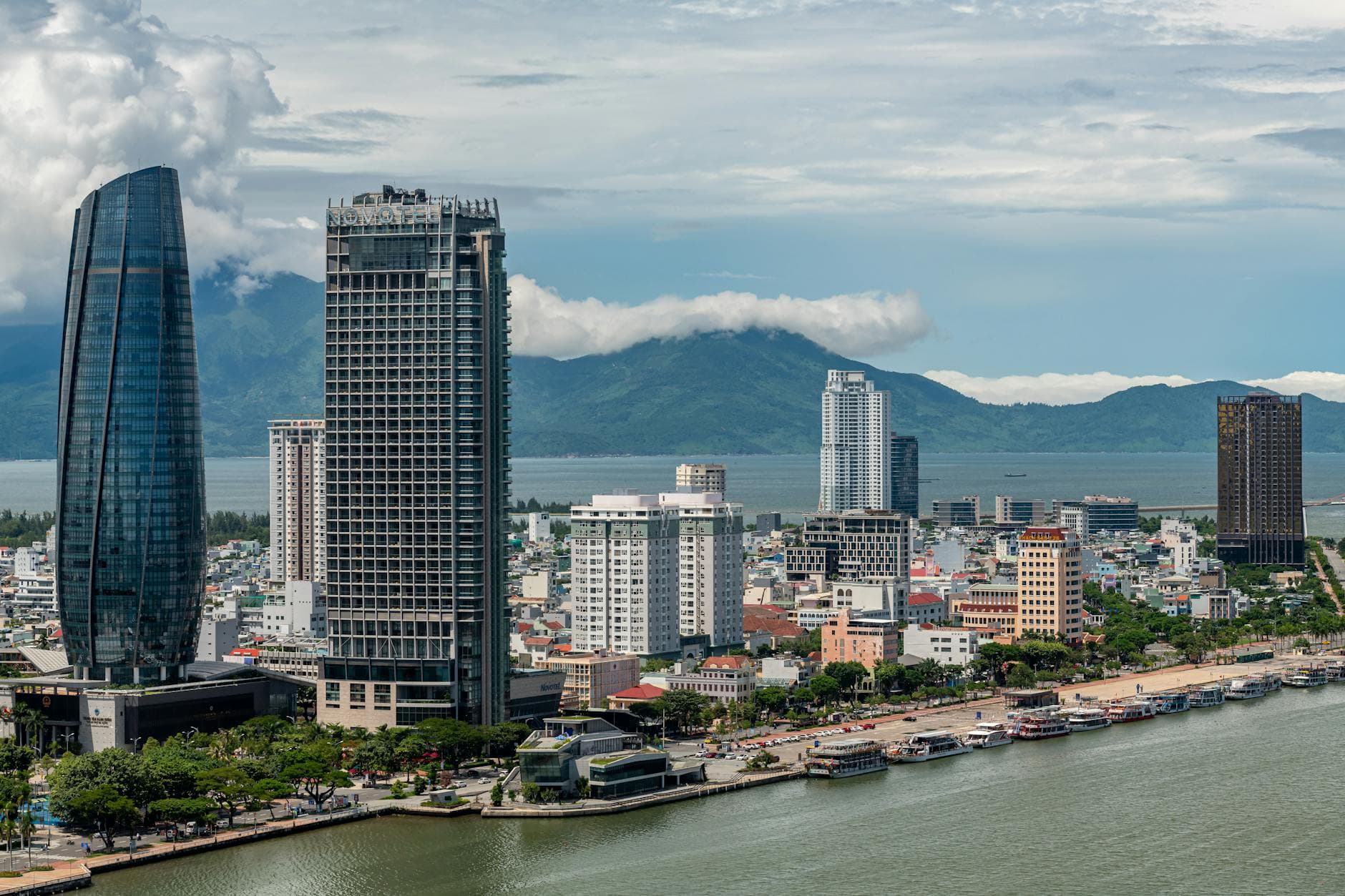 Top 20 Things to Do in Da Nang for First Timers o2uw5z
